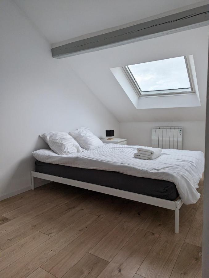 Le Vauban - 2 Chambres, Salon, Cuisine Equipee, Parking Et Wifi Gratuit Apartment