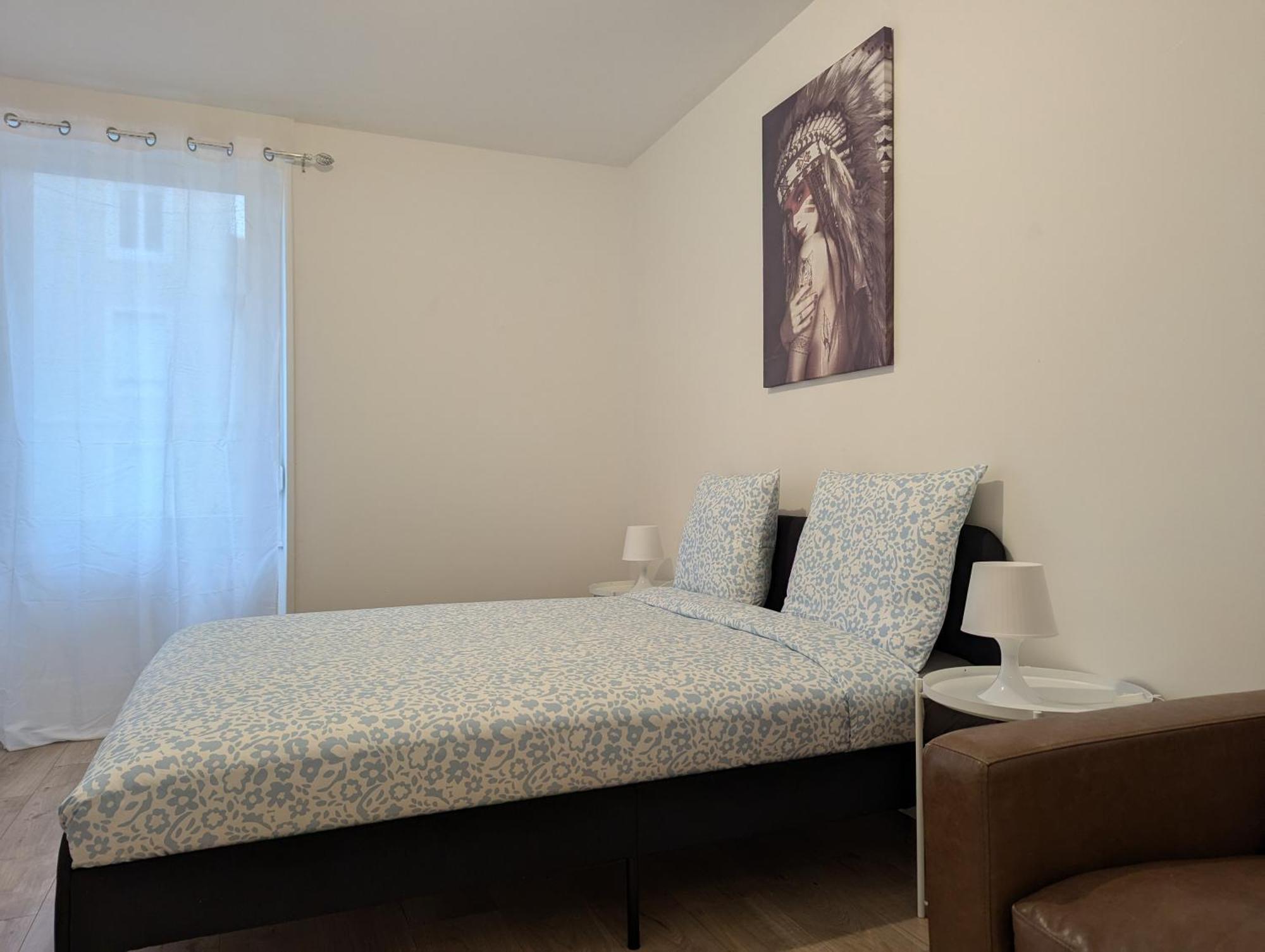 Le Vauban - 2 Chambres, Salon, Cuisine Equipee, Parking Et Wifi Gratuit Apartment *